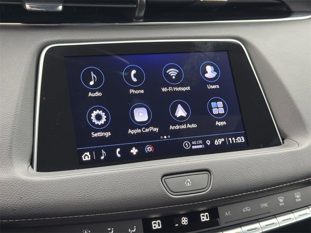 Certified 2023 Cadillac XT4 Luxury w/ Cold Weather Package image 10