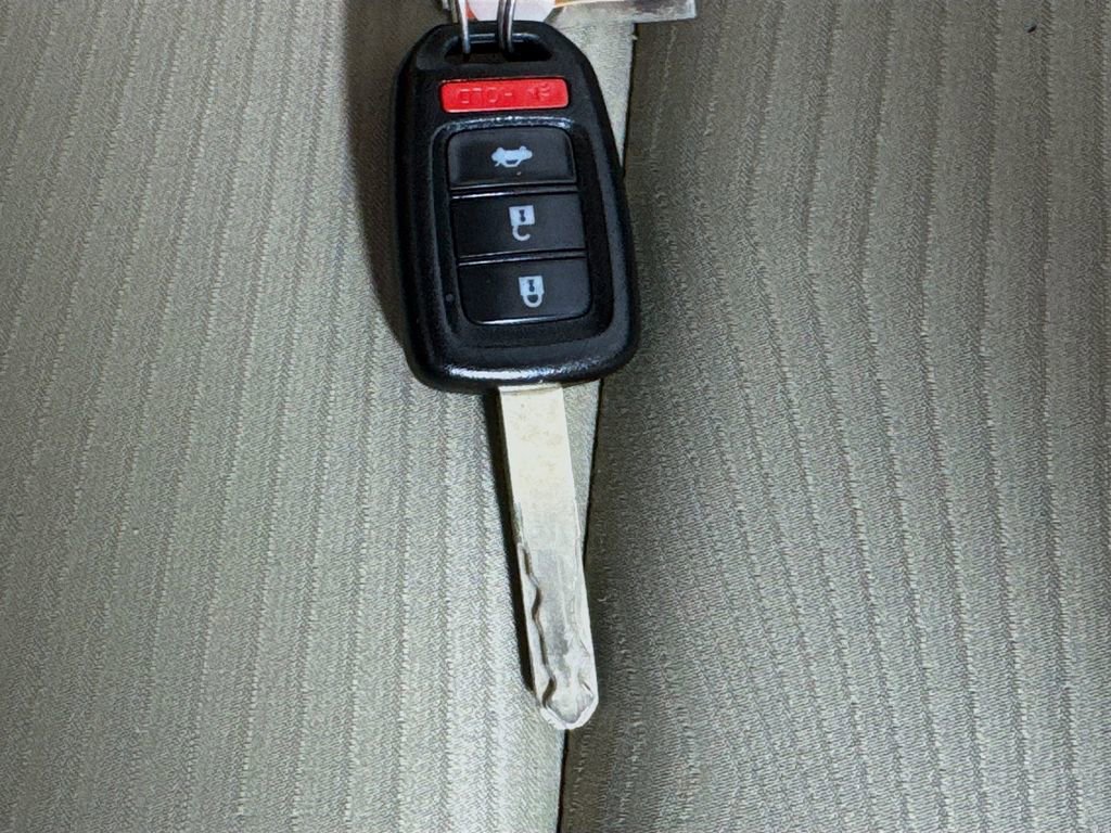 Used 2016 Honda Accord LX image 30