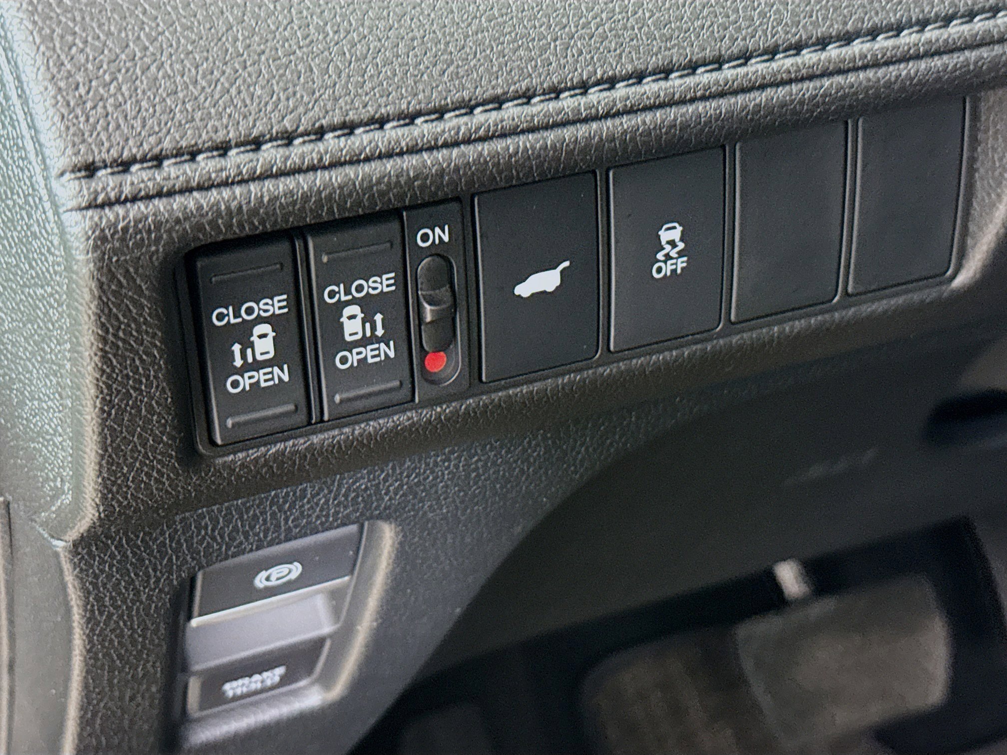 Certified 2026 Honda Odyssey EX-L image 9