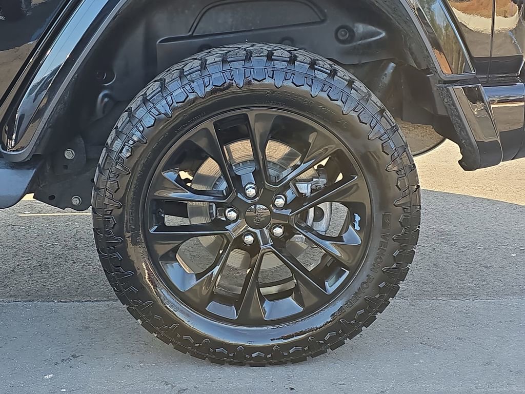 Used 2021 Jeep Wrangler Unlimited Sahara image 38