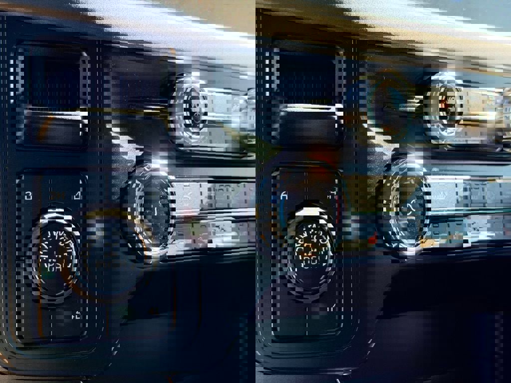 New 2026 Ford F150 XLT image 23