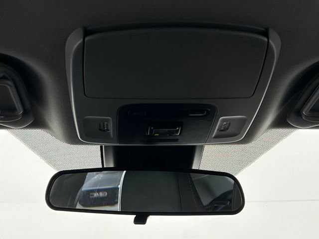 Used 2024 Toyota Camry SE image 23