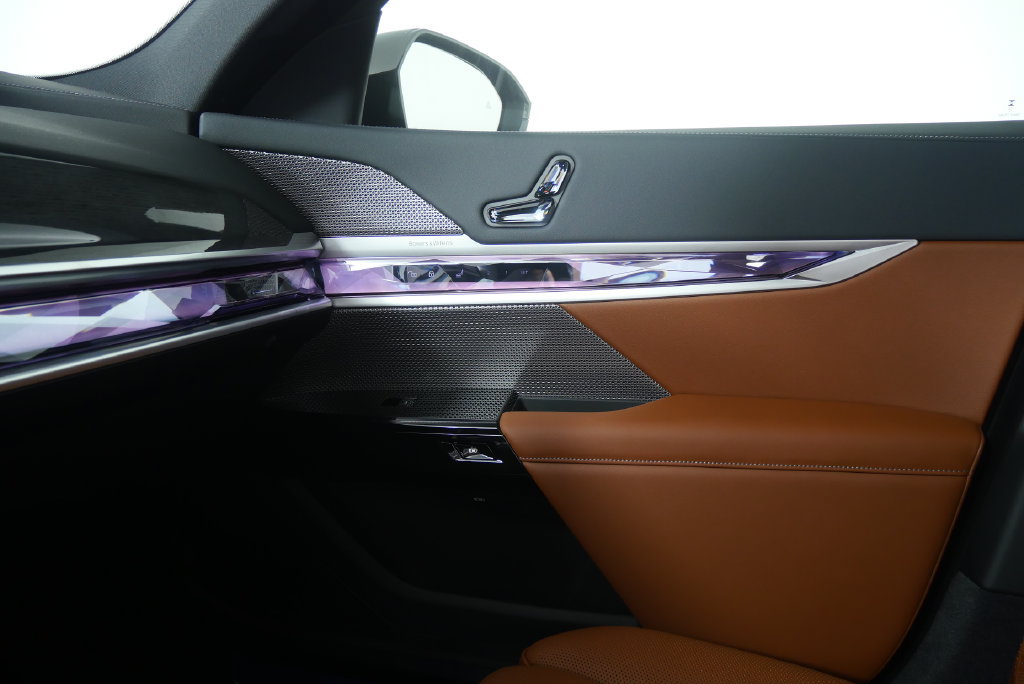 New 2026 BMW 740i RWD image 24