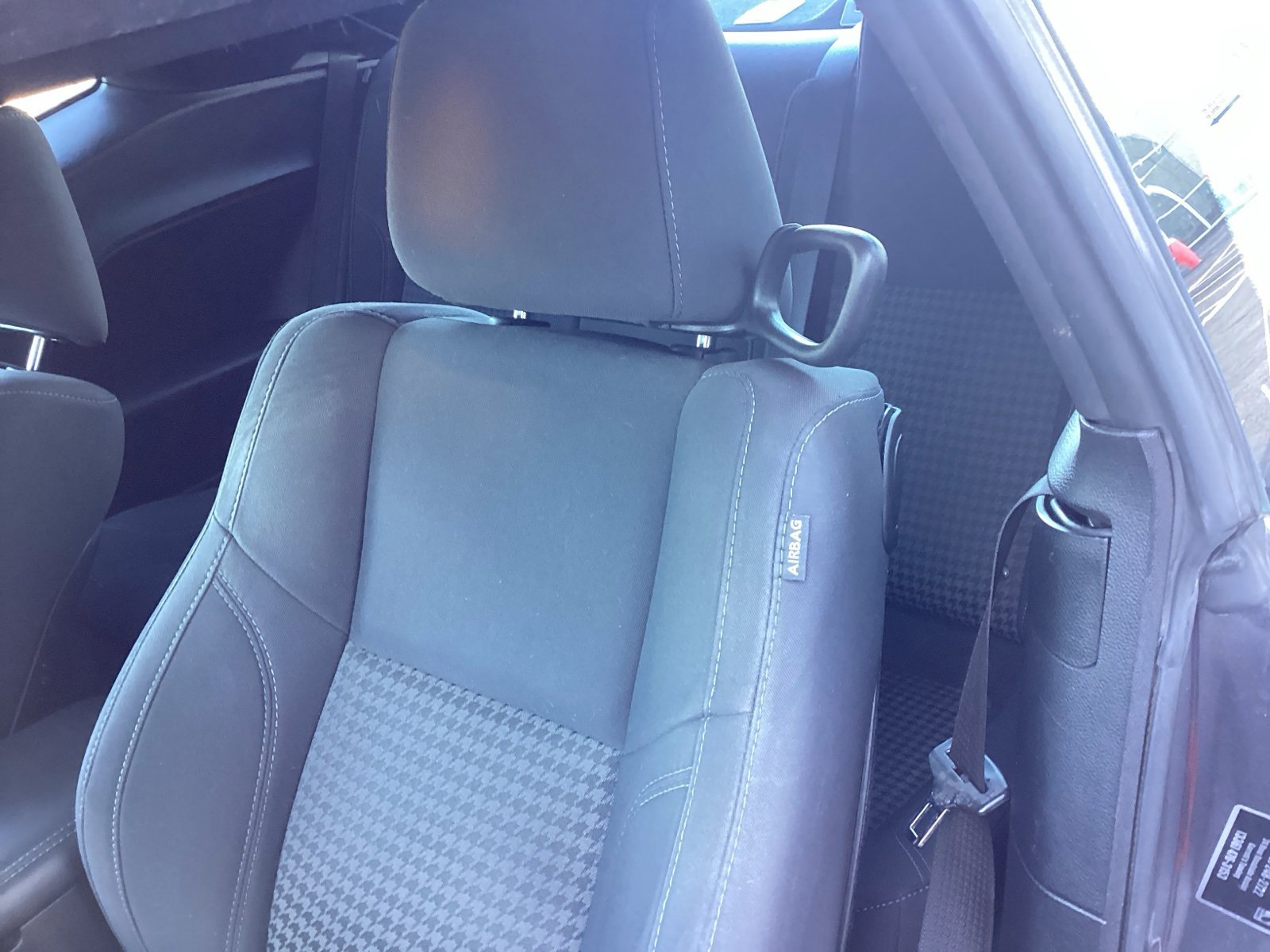 Used 2019 Dodge Challenger SXT image 9