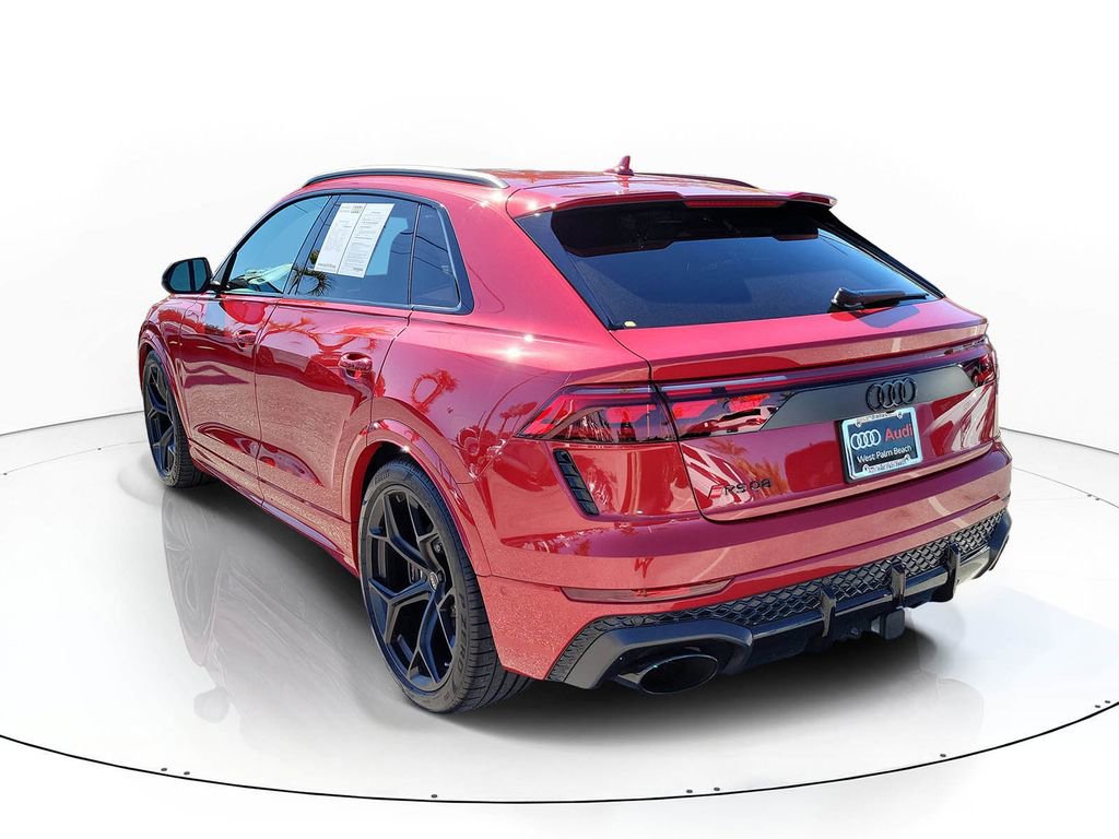Used 2025 Audi RS Q8 performance image 3