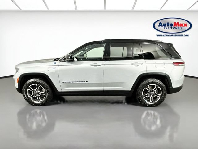 Used 2023 Jeep Grand Cherokee Trailhawk AWD/4WD image 9
