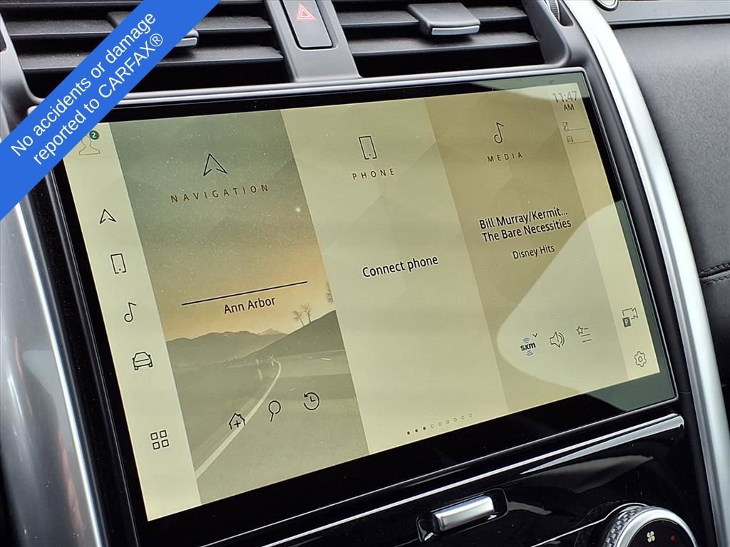 Used 2024 Land Rover Discovery S image 22