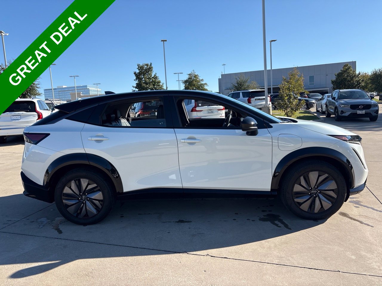Used 2024 Nissan Ariya AWD image 6