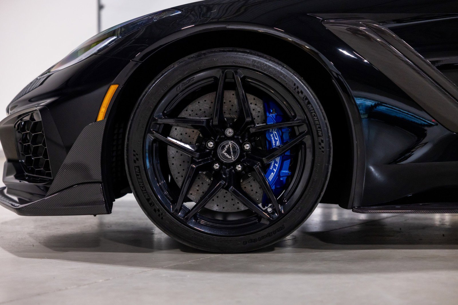 Used 2019 Chevrolet Corvette ZR1 RWD image 20