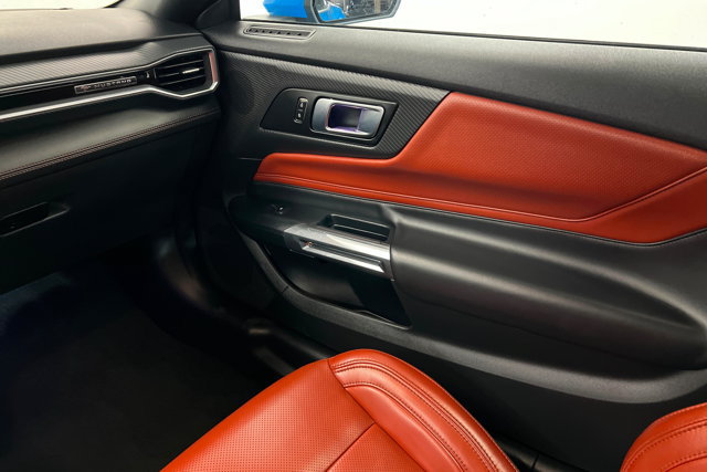 Used 2025 Ford Mustang Premium RWD image 12