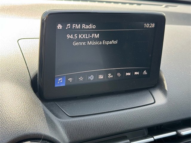 Used 2020 Toyota Yaris LE image 20