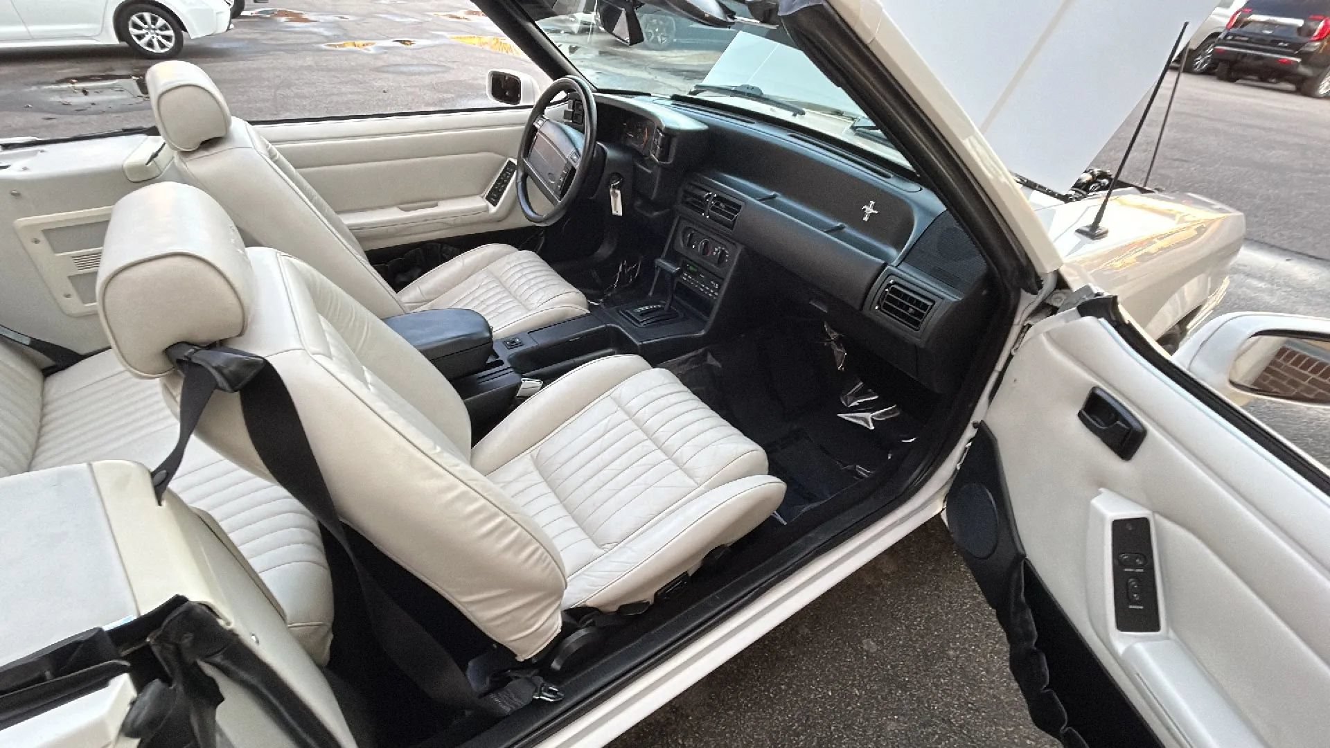 Used 1993 Ford Mustang LX RWD image 20