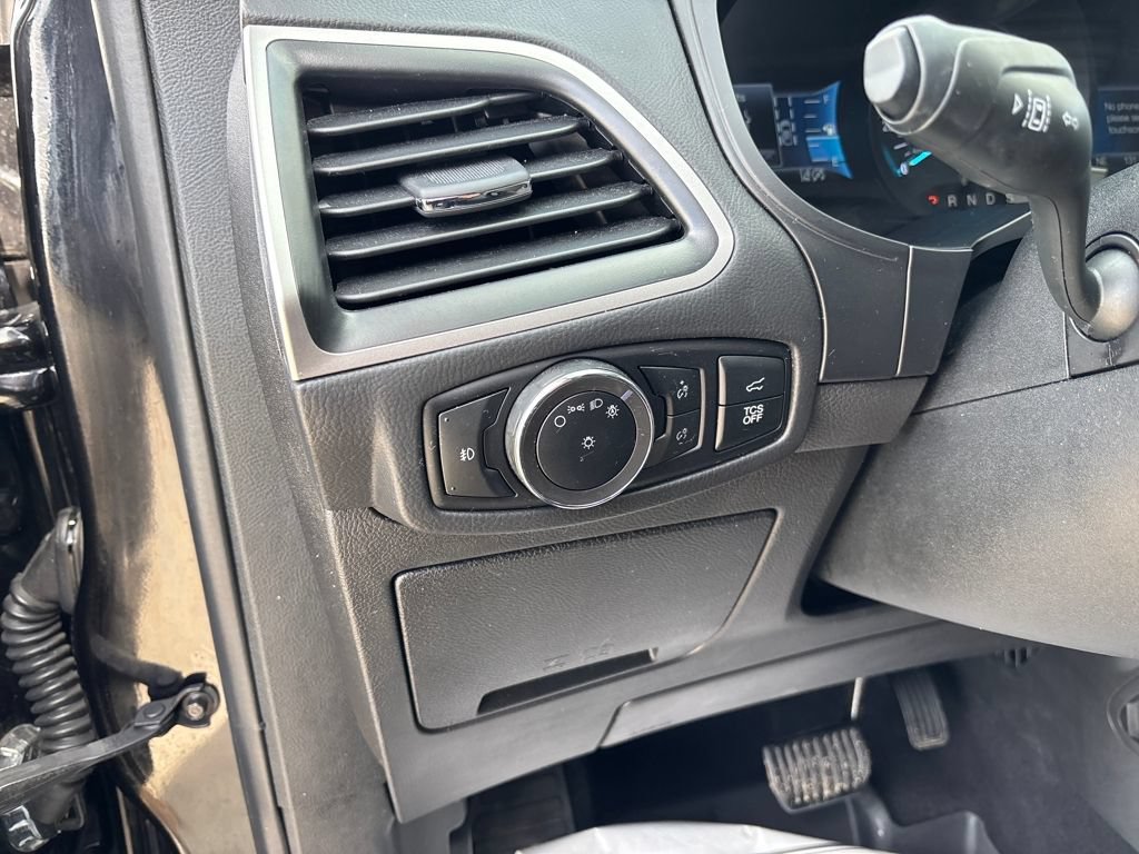 Used 2024 Ford Edge SEL w/ Convenience Package AWD/4WD image 13
