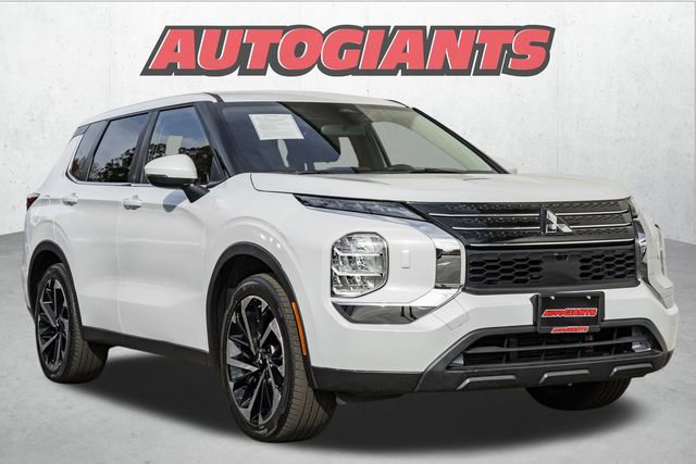 Used 2022 Mitsubishi Outlander ES