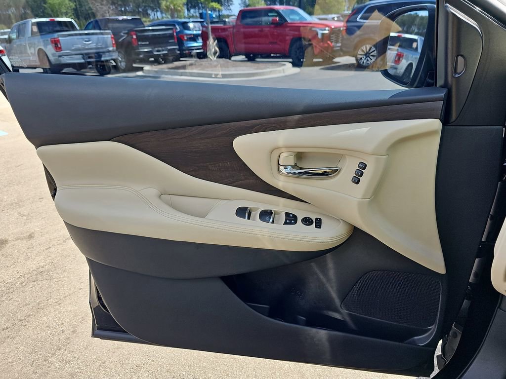 Used 2024 Nissan Murano Platinum w/ Cargo Package image 31