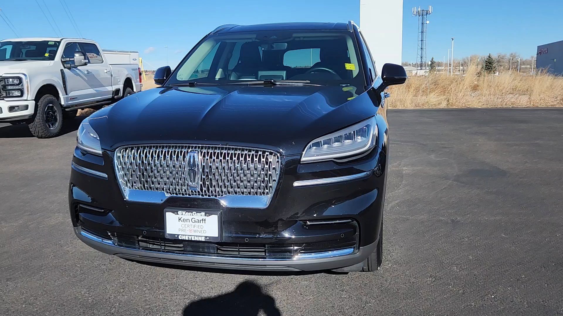 Used 2024 Lincoln Aviator AWD w/ Premium Package image 4