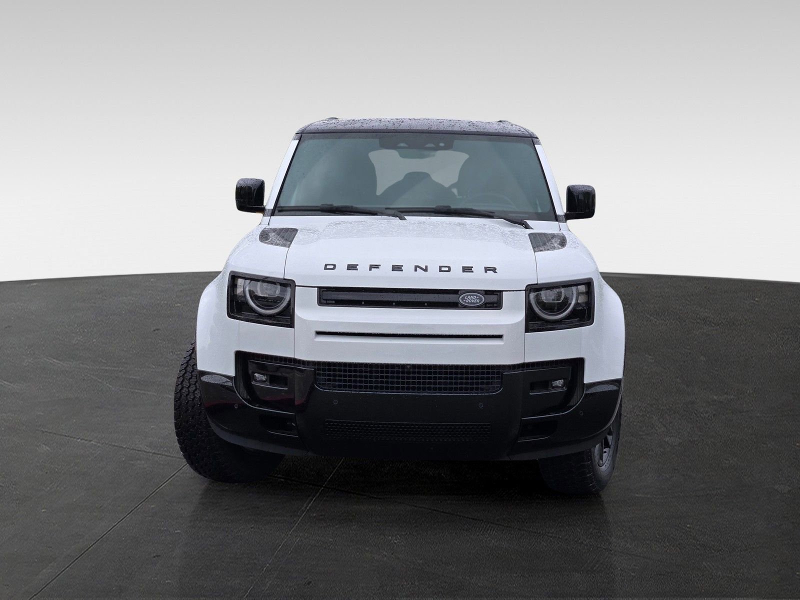 New 2026 Land Rover Defender 110 X-Dynamic SE AWD/4WD image 2