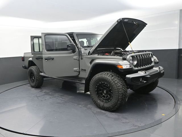 Used 2022 Jeep Gladiator Sport image 35
