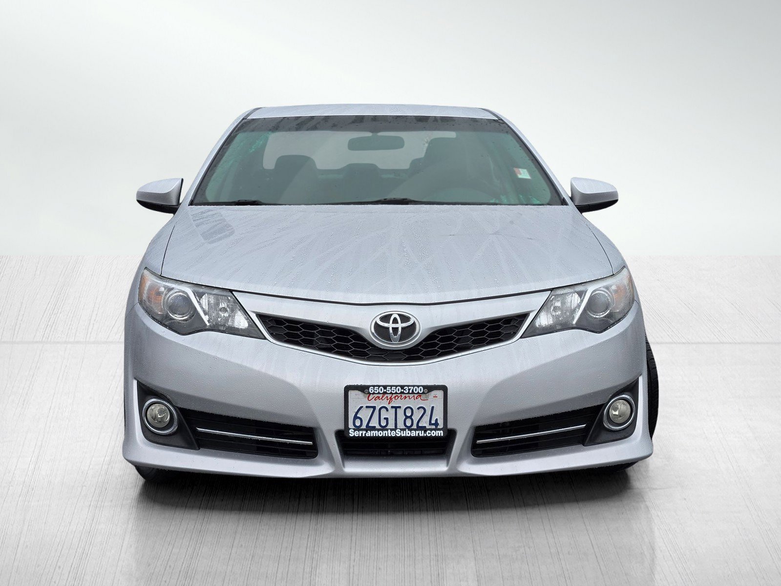 Used 2013 Toyota Camry image 2