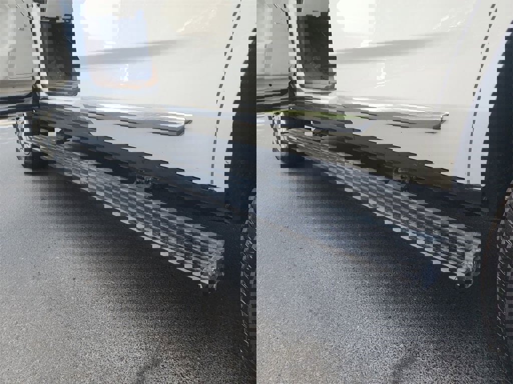 Used 2022 GMC Yukon Denali w/ Advanced Technology Package image 36