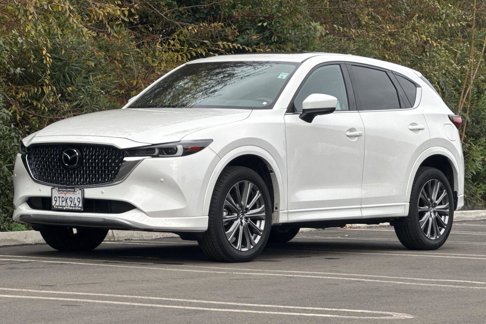 Certified 2025 MAZDA CX-5 Signature image 10