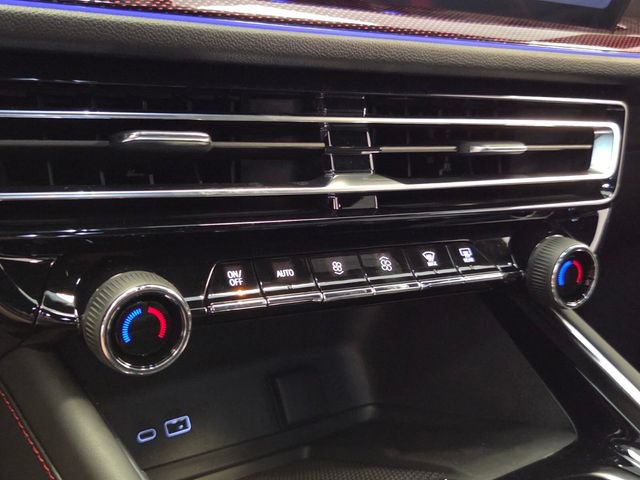 New 2027 Chevrolet Traverse RS w/ LPO, Floor Liner Package FWD image 22