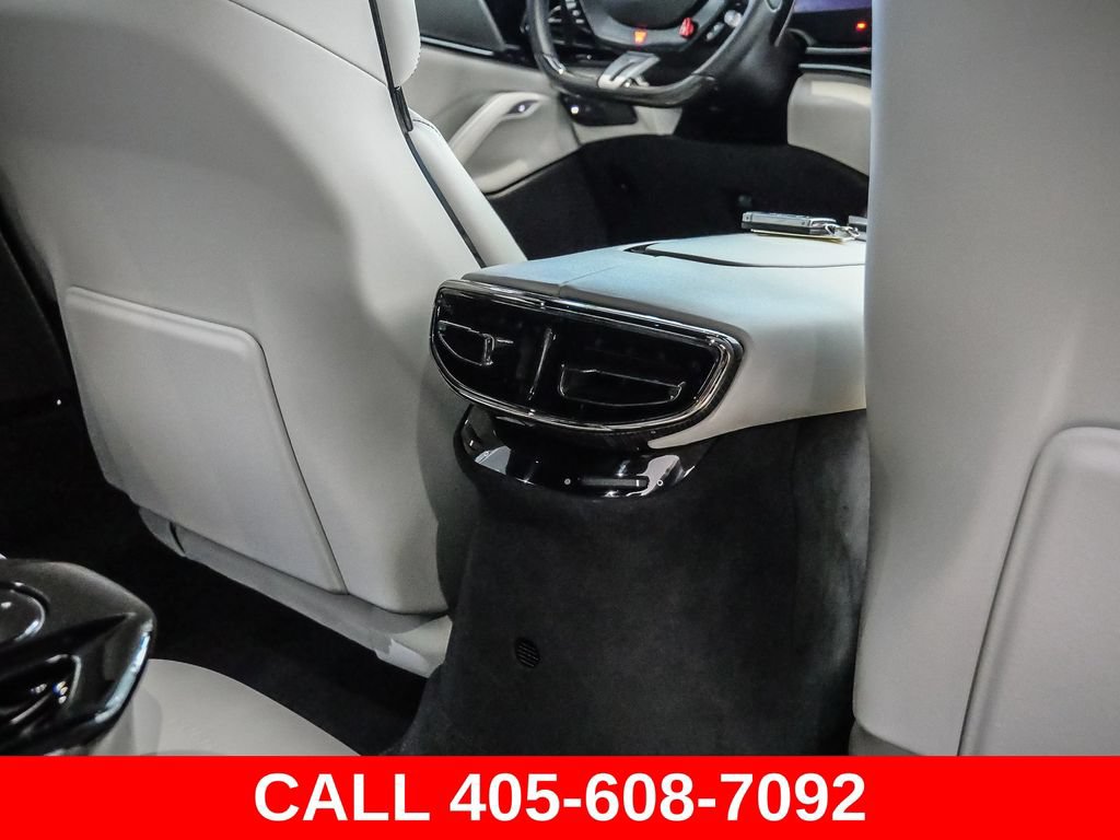 Used 2025 Ferrari Purosangue AWD/4WD image 46