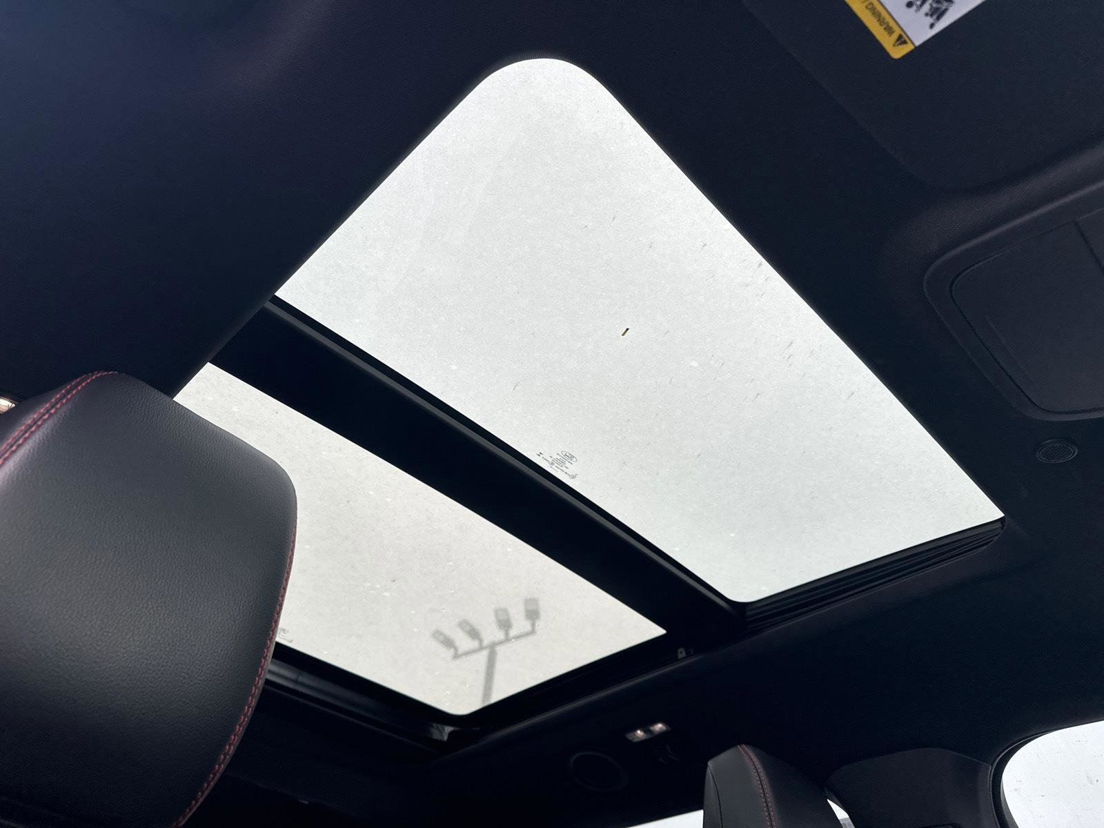 Used 2023 Ford Explorer ST-Line image 8