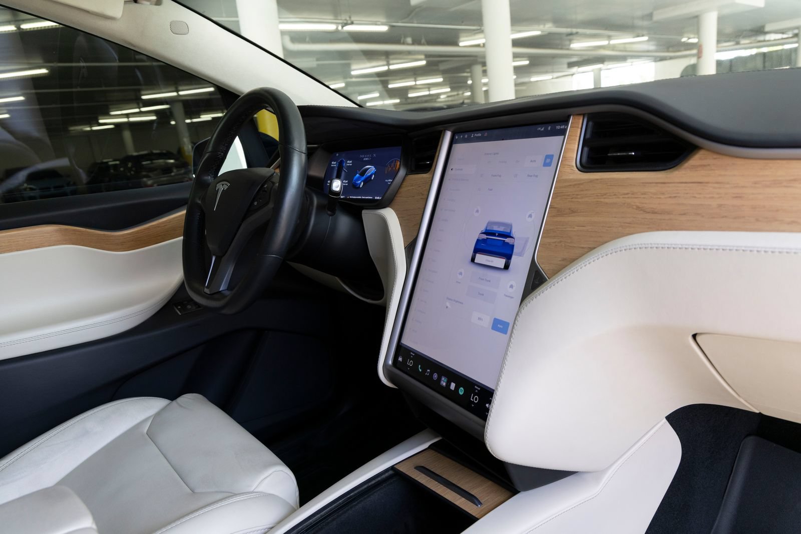 Used 2018 Tesla Model X 100D AWD/4WD image 27