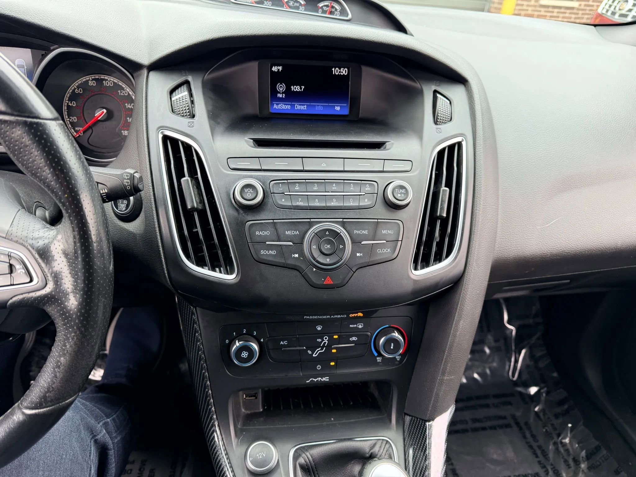 Used 2017 Ford Focus ST image 8