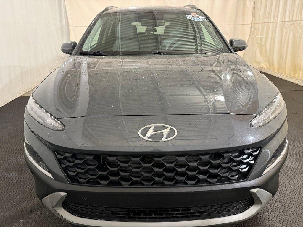 Used 2023 Hyundai Kona SEL image 3