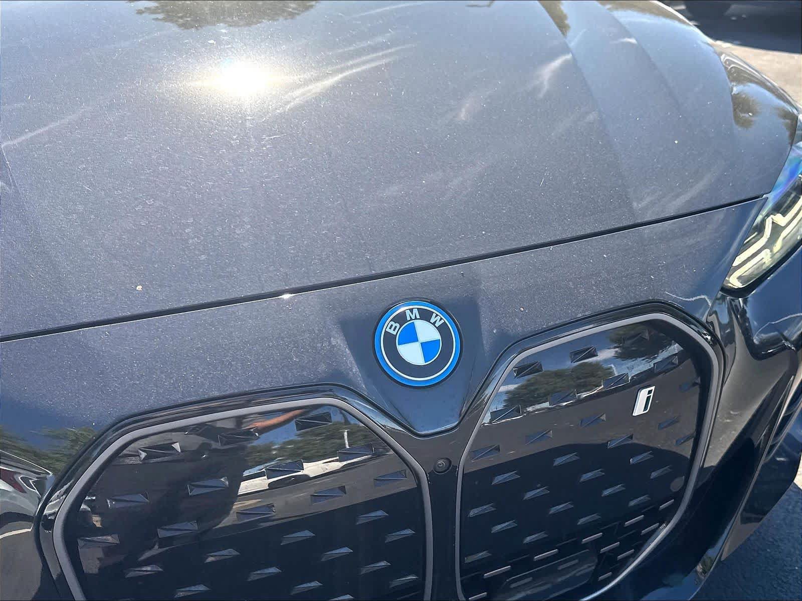 Used 2023 BMW i4 eDrive40 w/ M Sport Package RWD image 30