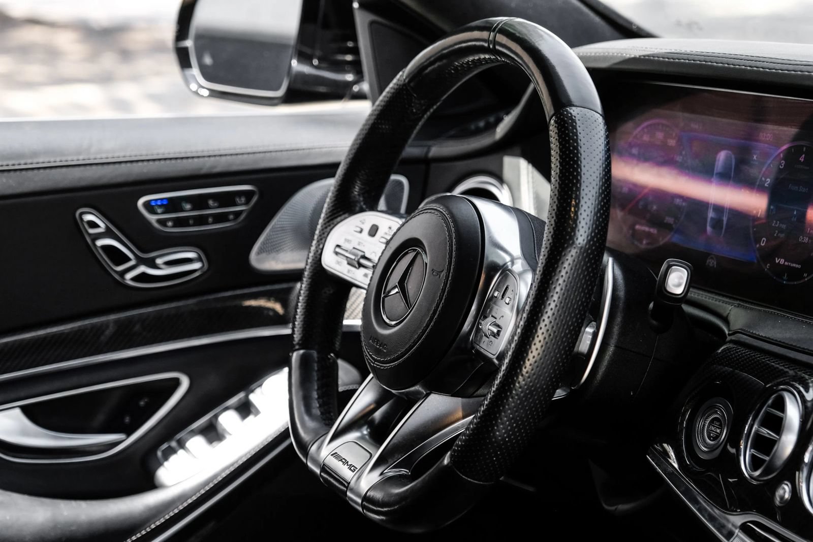 Used 2019 Mercedes-Benz S 63 AMG S 4MATIC Sedan image 17