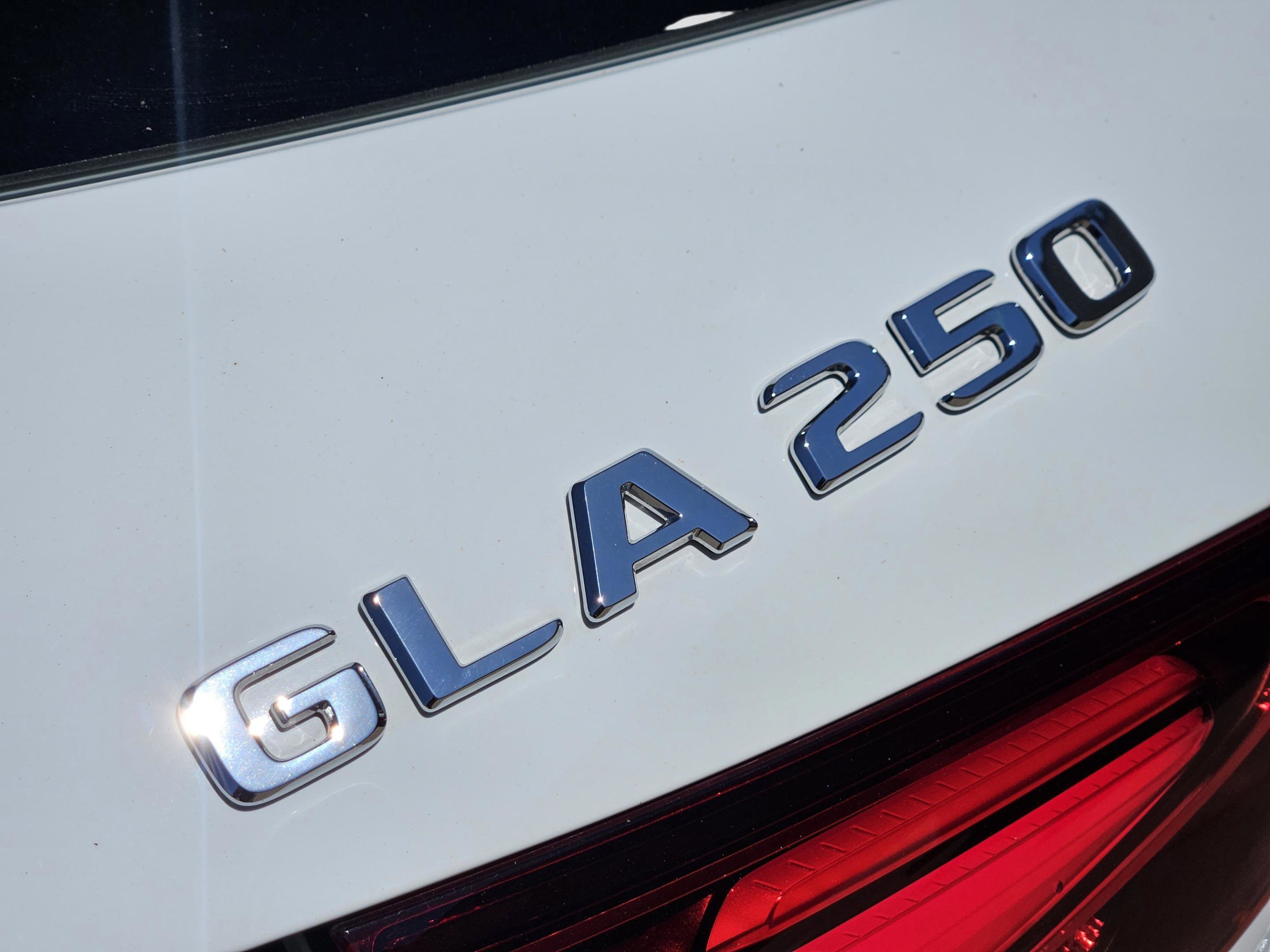 Certified 2026 Mercedes-Benz GLA 250 image 27