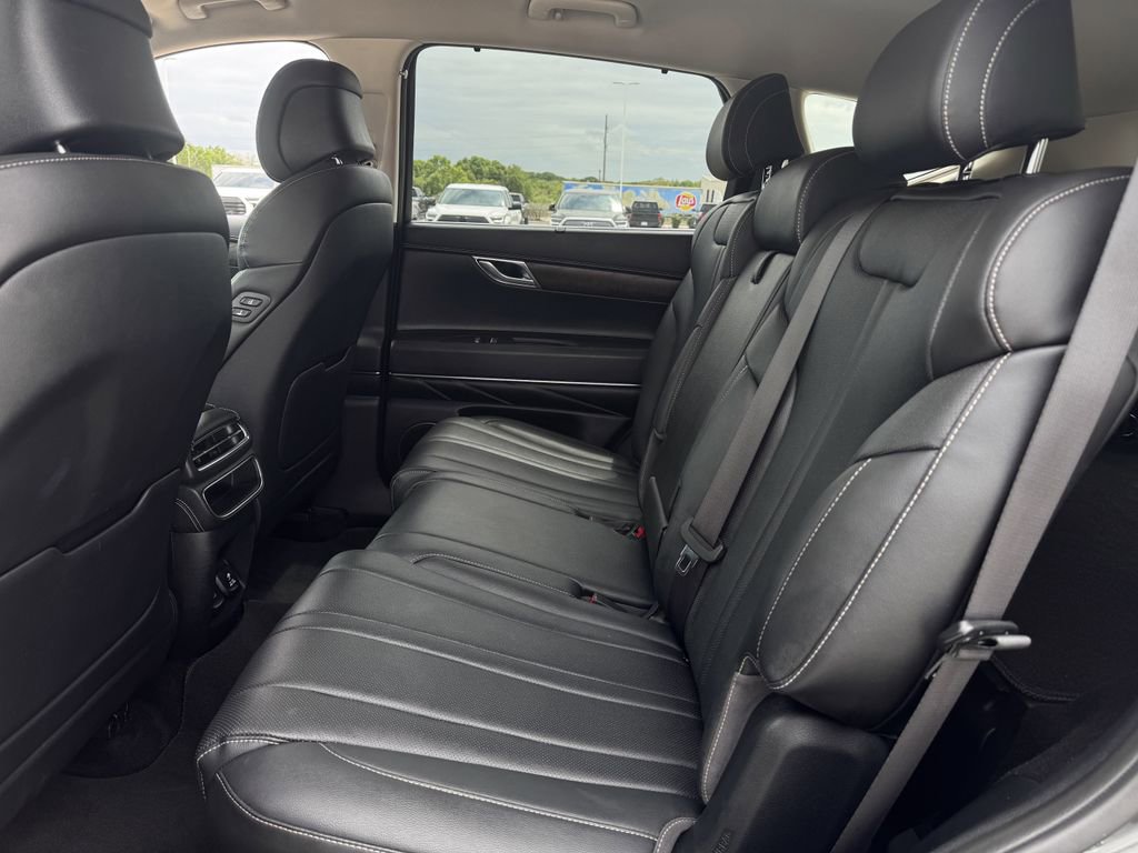 Used 2024 Genesis GV80 2.5T image 27