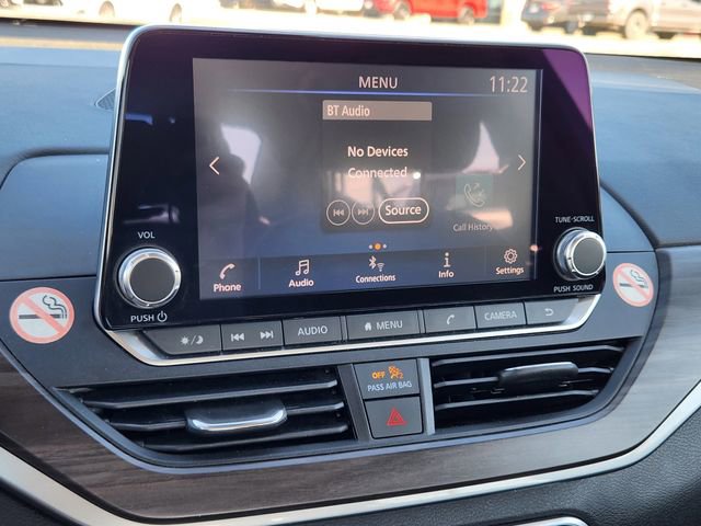 Used 2024 Nissan Altima 2.5 SV image 17