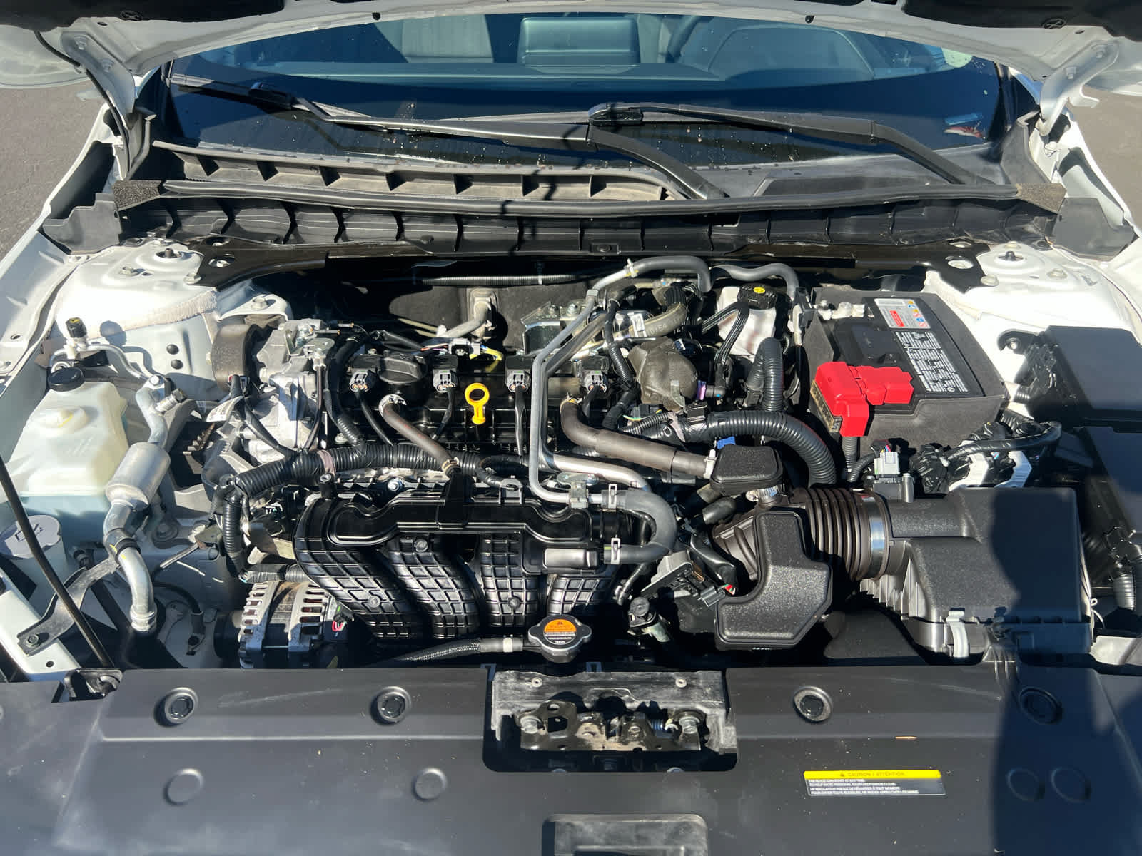Used 2024 Nissan Altima 2.5 SV FWD image 3