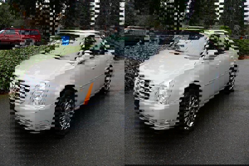 Used 2007 Cadillac DTS Luxury I w/ Sun And Sound Package