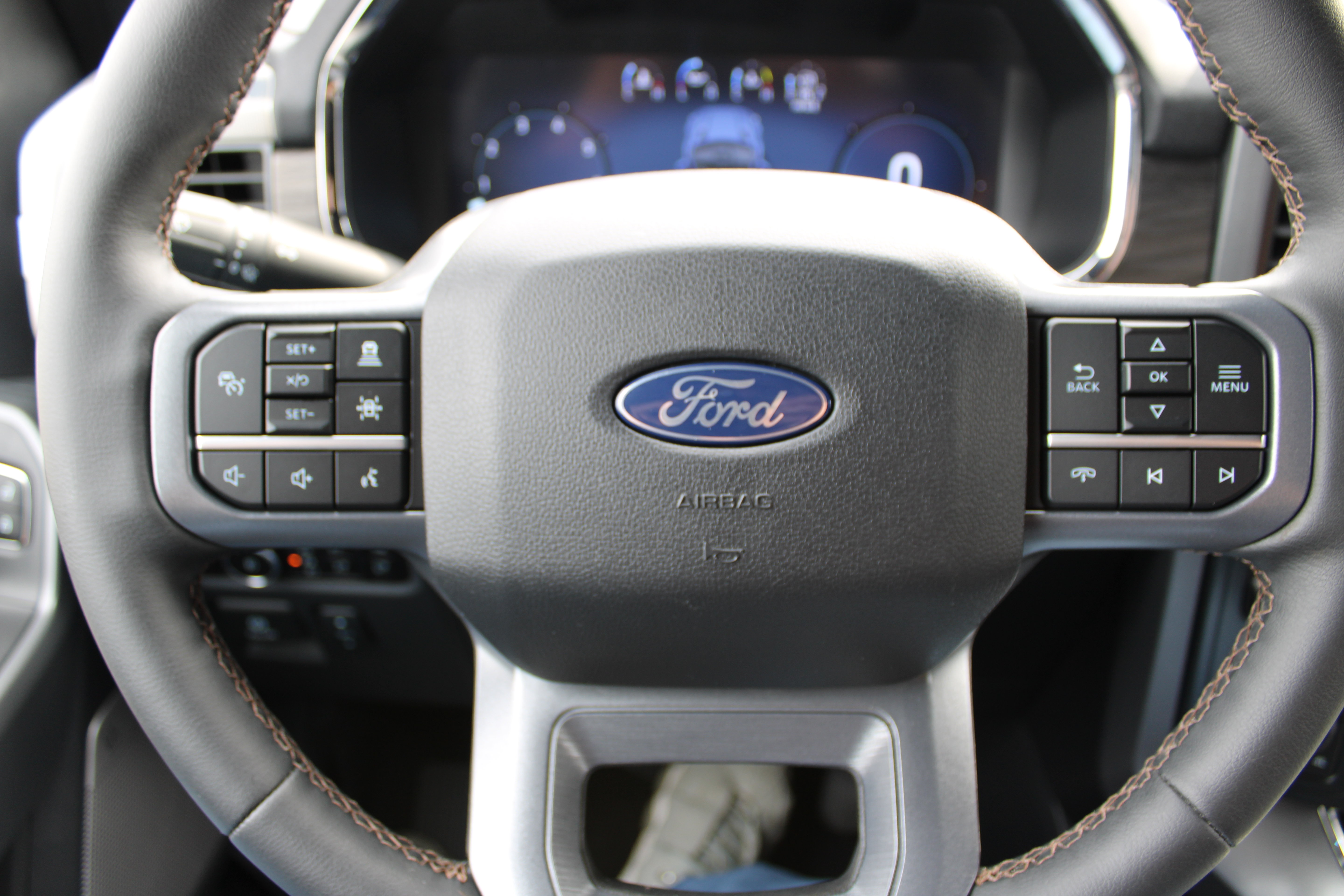 Used 2026 Ford F150 Lariat w/ Equipment Group 501A Mid AWD/4WD image 17