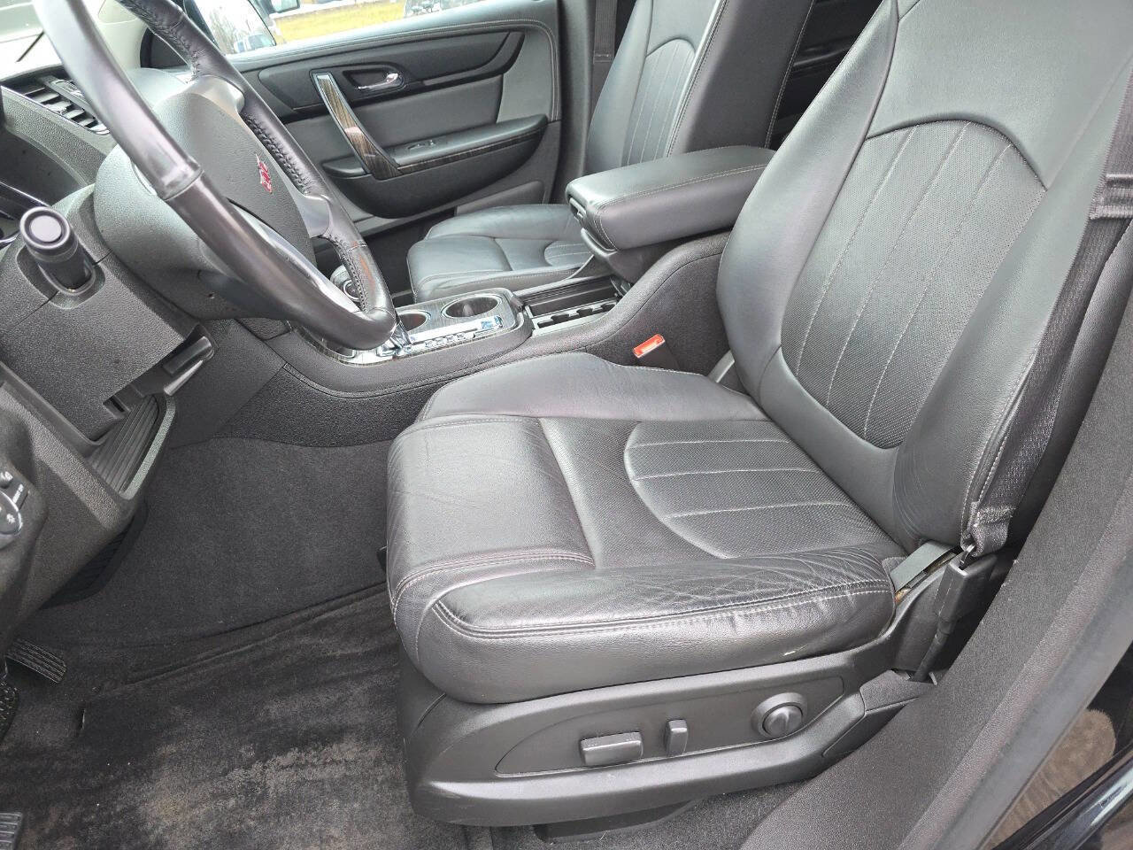 Used 2017 GMC Acadia Limited SLT image 27