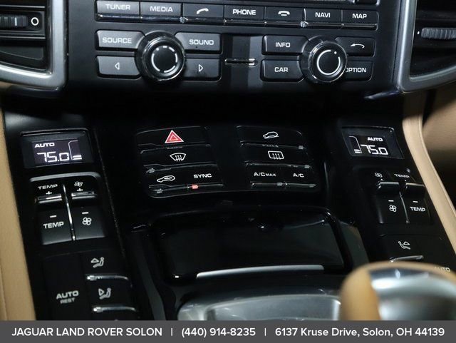 Used 2016 Porsche Cayenne Diesel image 26