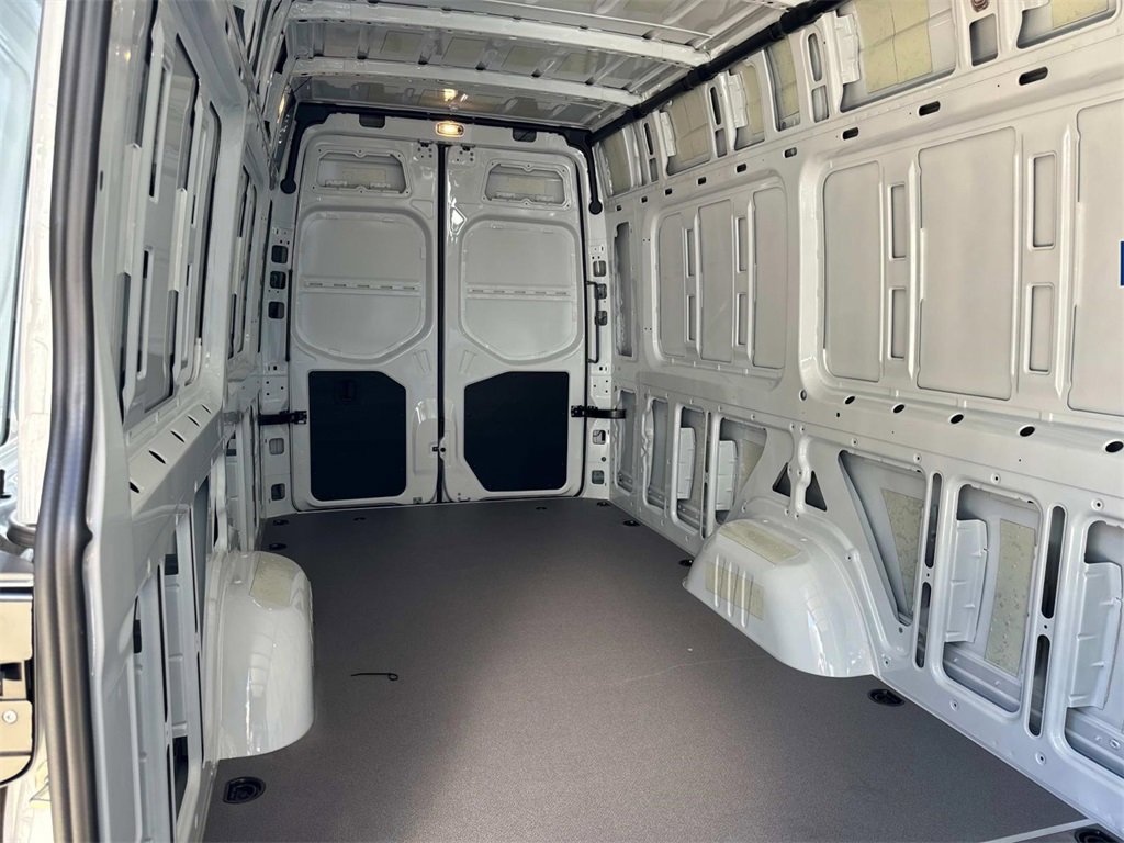 New 2025 Mercedes-Benz Sprinter 2500 image 14
