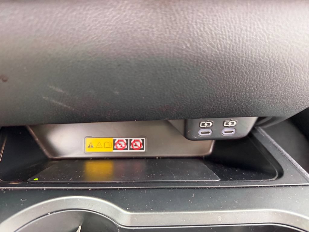 Used 2025 Lexus UX 300h AWD w/ Accessory Package (Z1) image 23