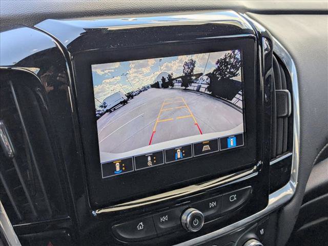 Used 2023 Chevrolet Traverse Premier image 13