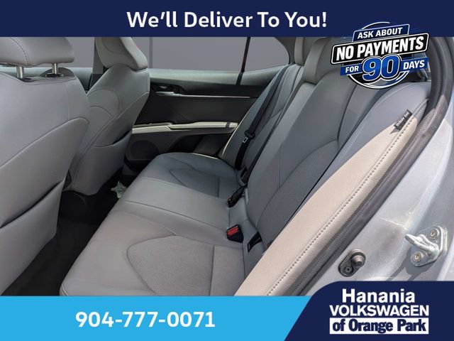 Used 2024 Toyota Camry XSE FWD image 13