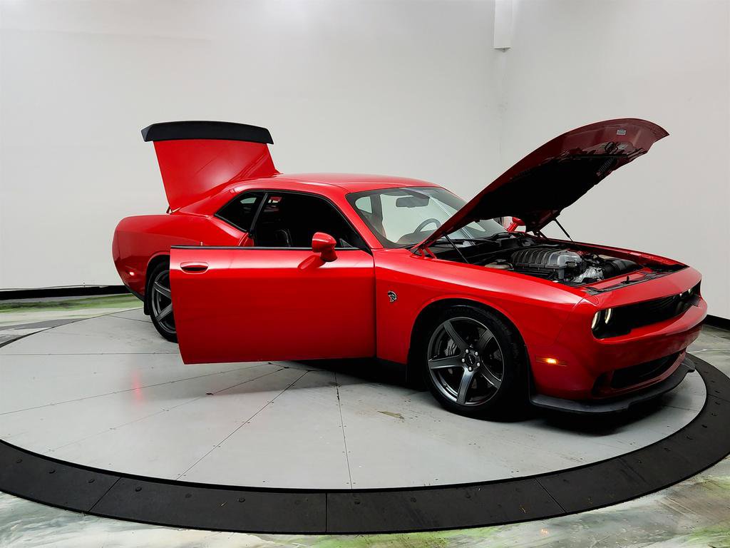 Used 2018 Dodge Challenger SRT Hellcat image 10