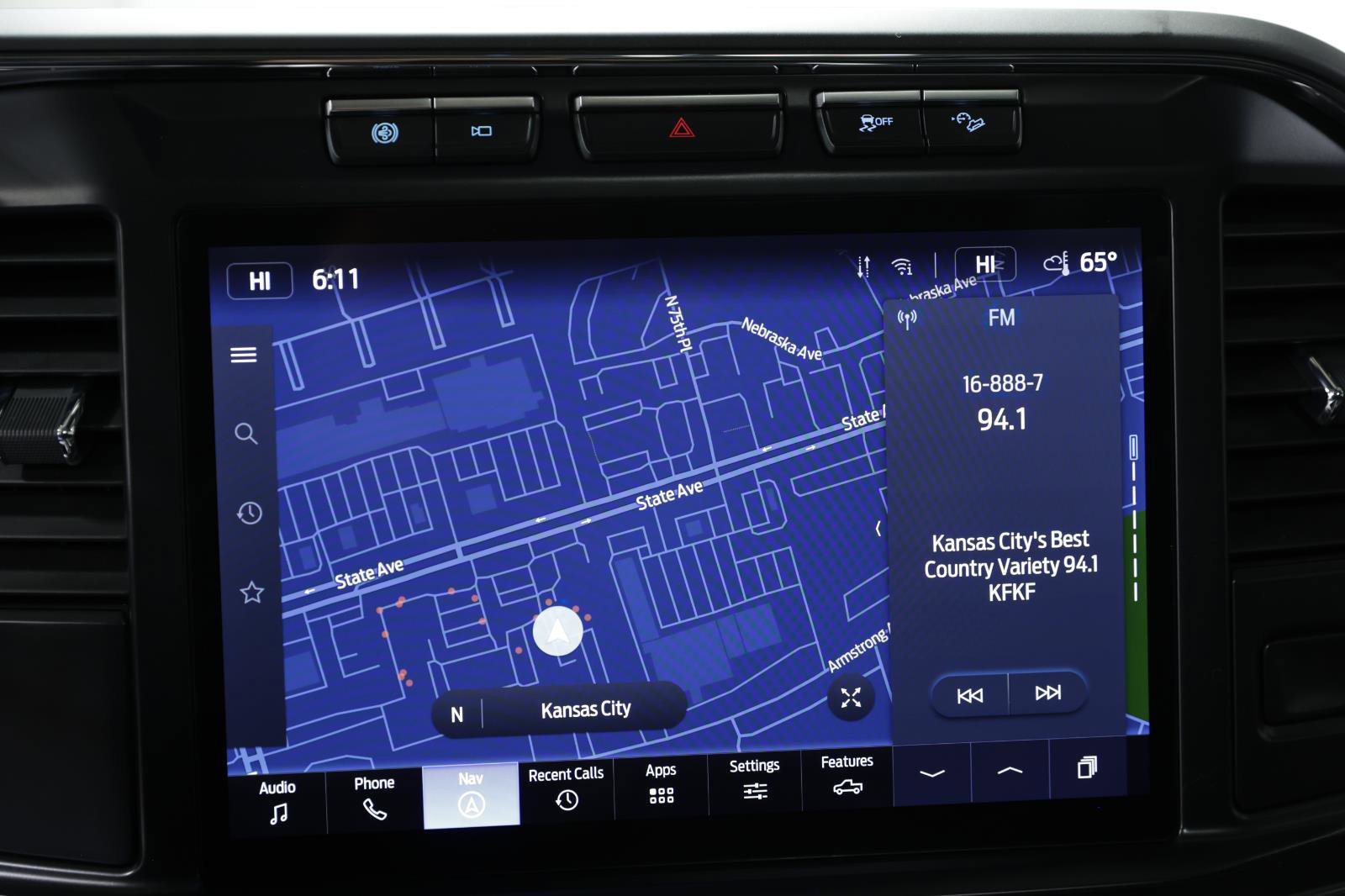 Used 2024 Ford F350 Lariat w/ Chrome Package image 34