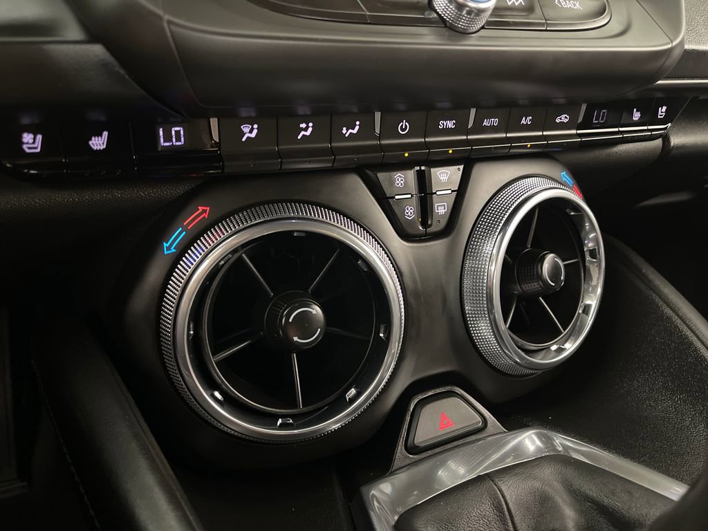 Used 2017 Chevrolet Camaro SS RWD image 30