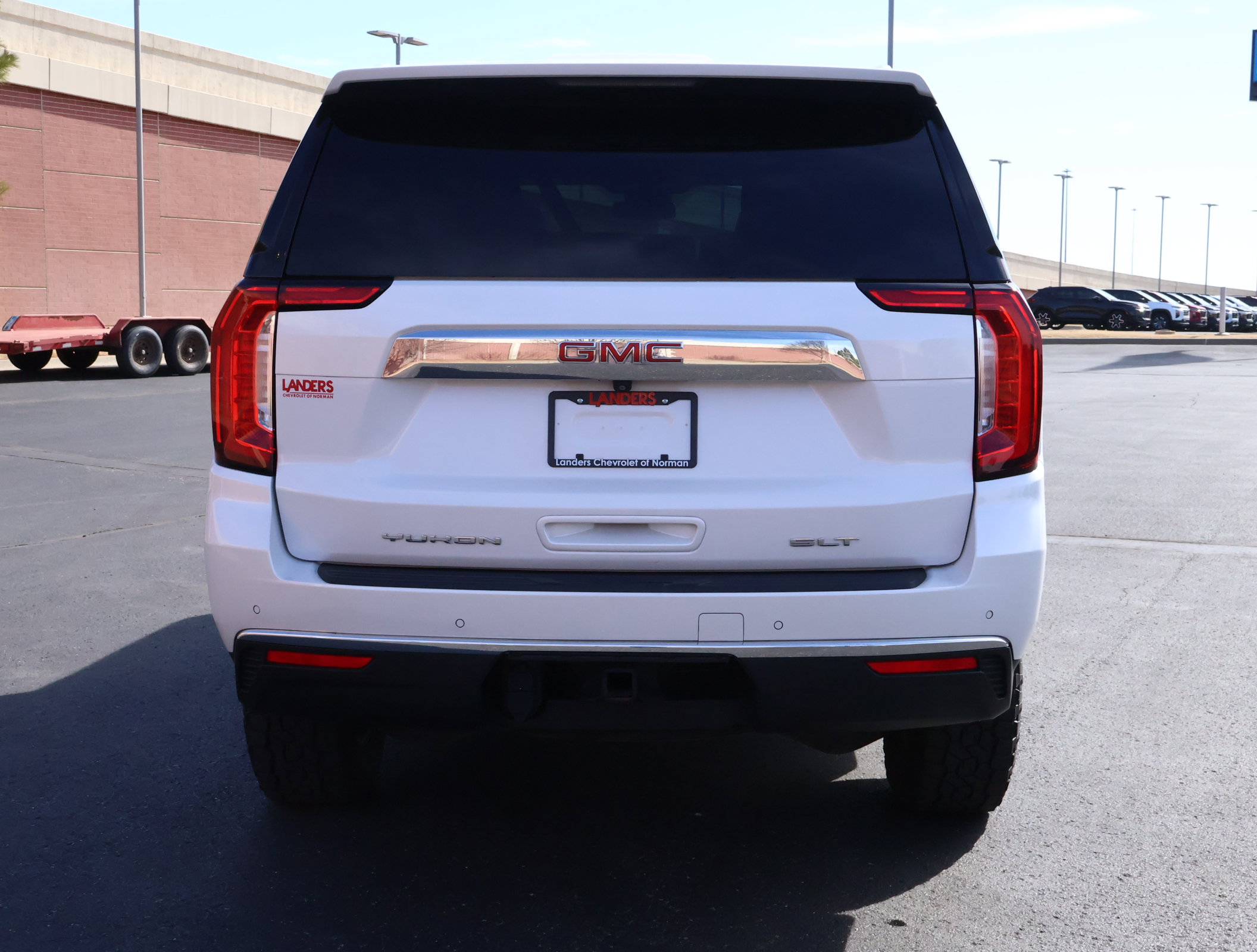 Used 2023 GMC Yukon SLT w/ SLT Premium Package image 33