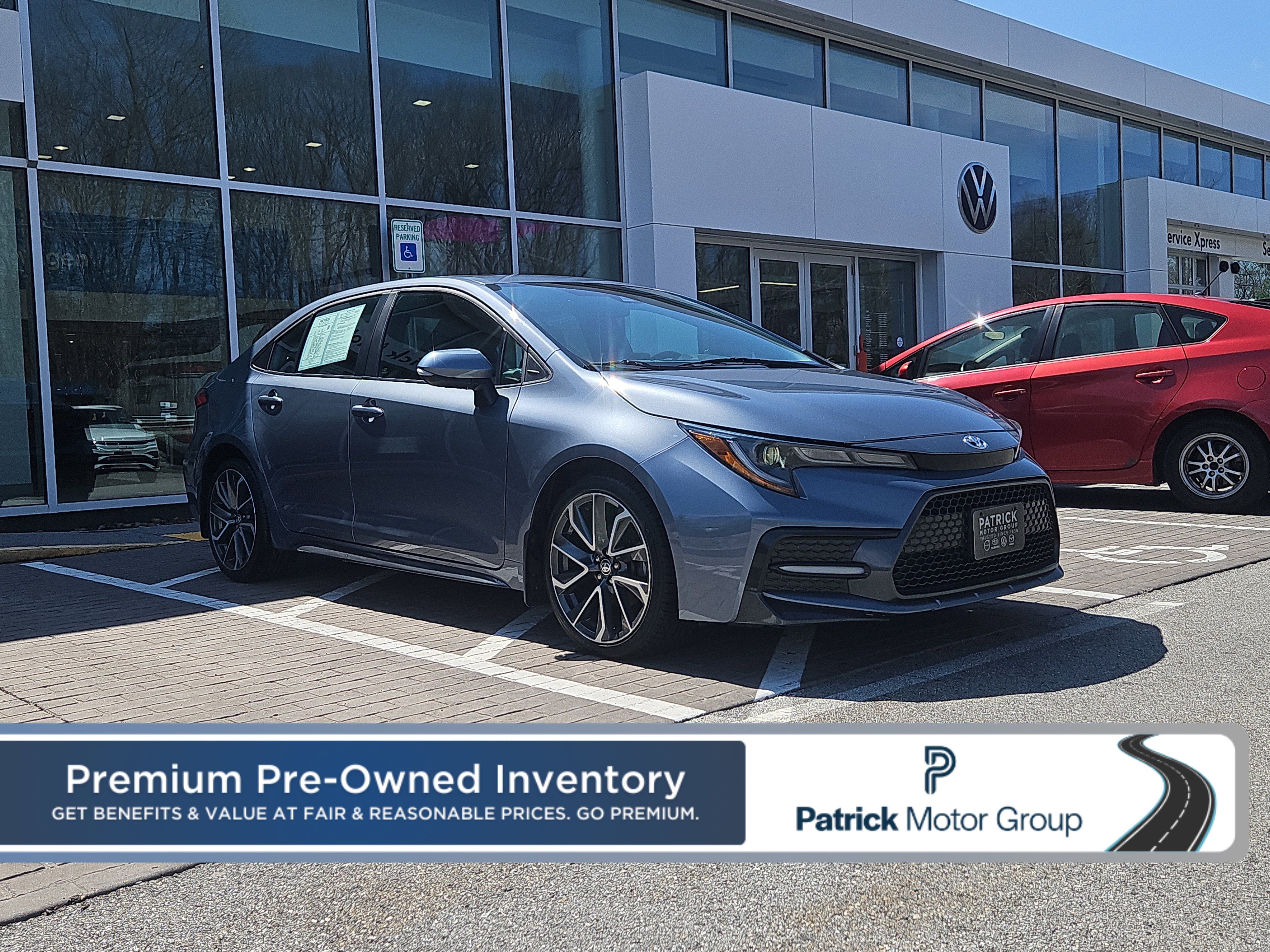 Used 2021 Toyota Corolla SE FWD image 1